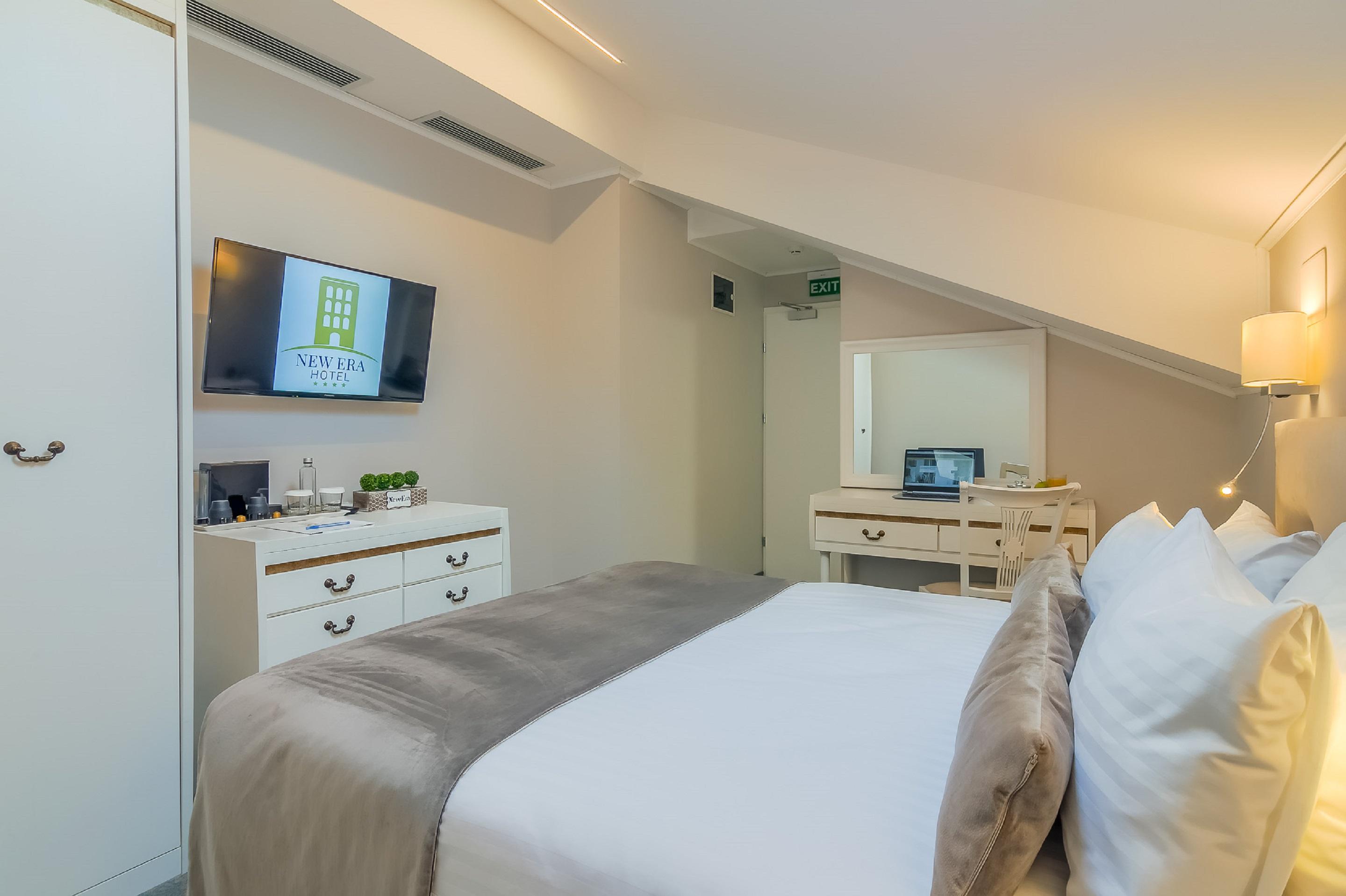 New Era Hotel Old Town Bucharest Parking With Fee Nearby Exterior photo
