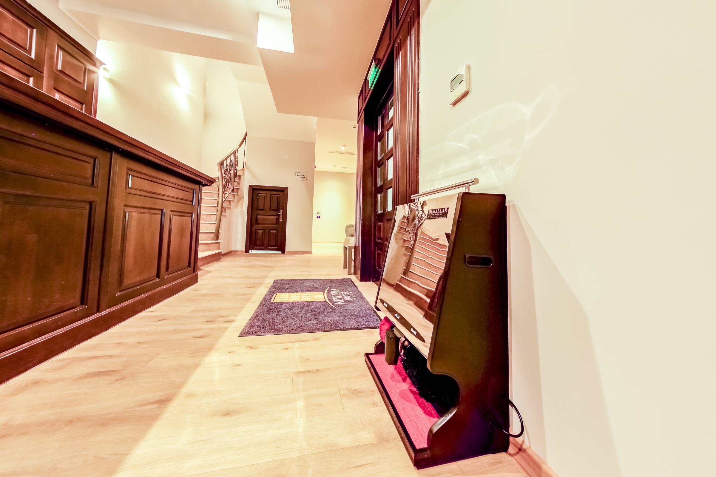 New Era Hotel Old Town Bucharest Parking With Fee Nearby Exterior photo