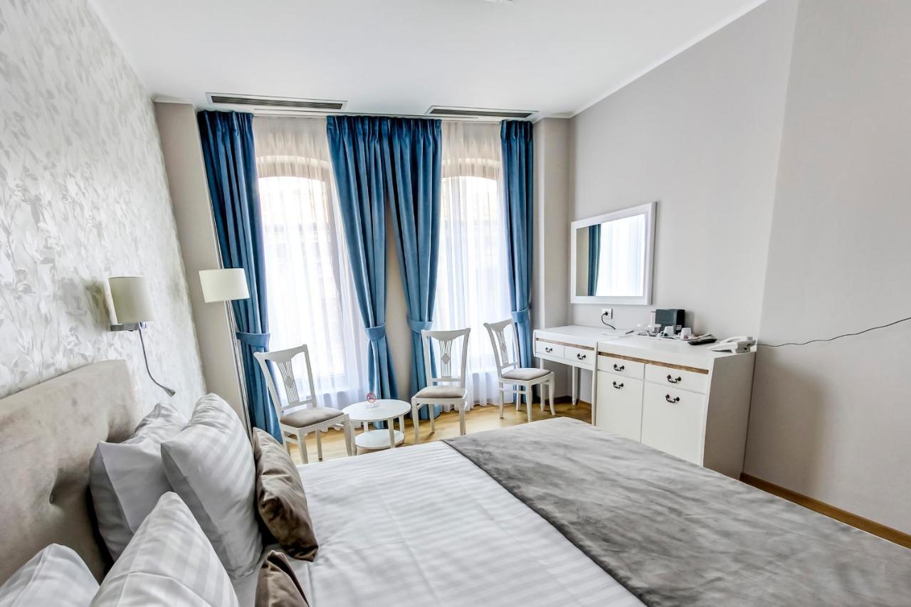 New Era Hotel Old Town Bucharest Parking With Fee Nearby Exterior photo